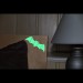 Fledermaus Sticker leuchtet grün bei Nacht